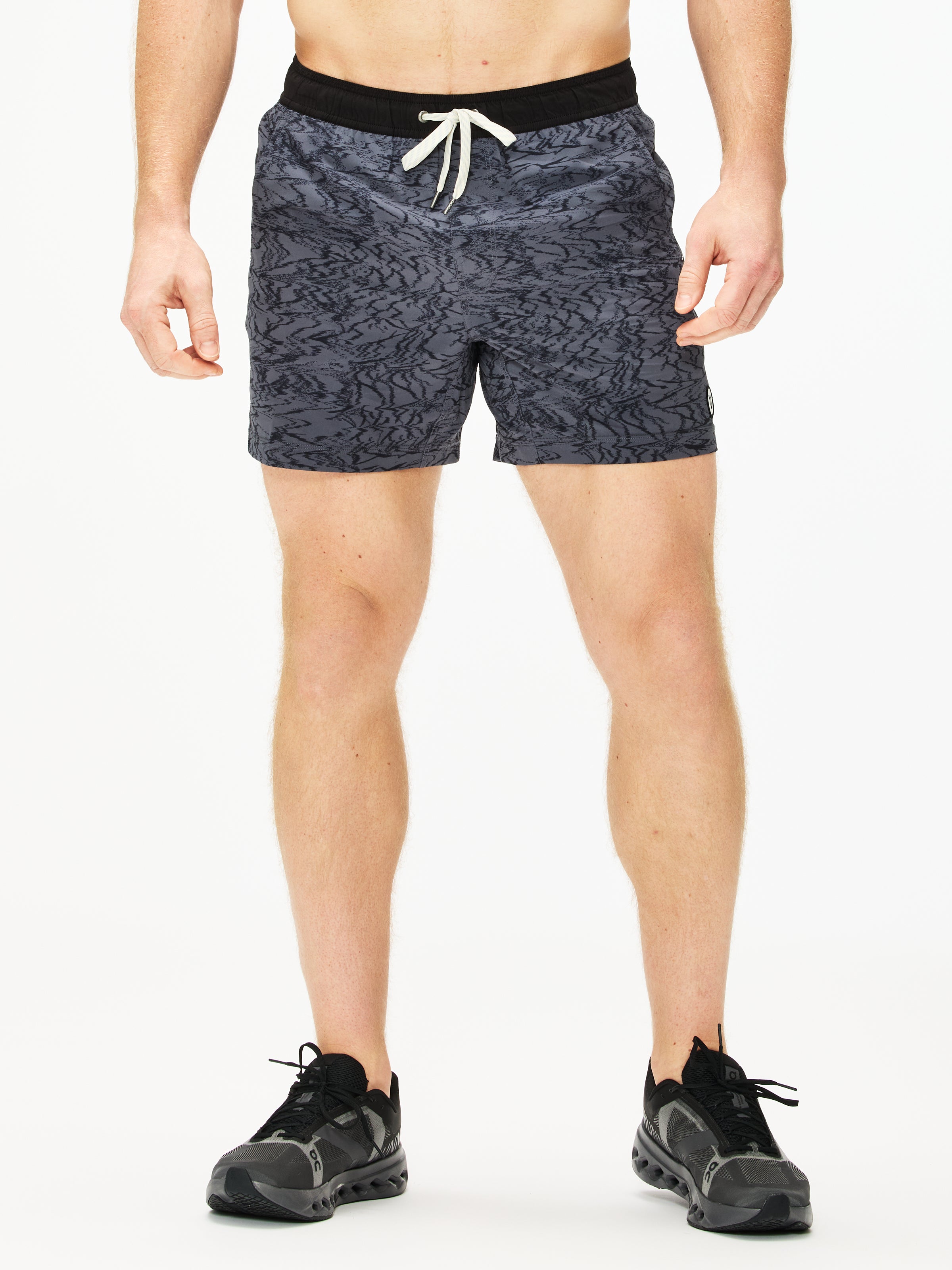 Vuori Kore Short 5" - Lined