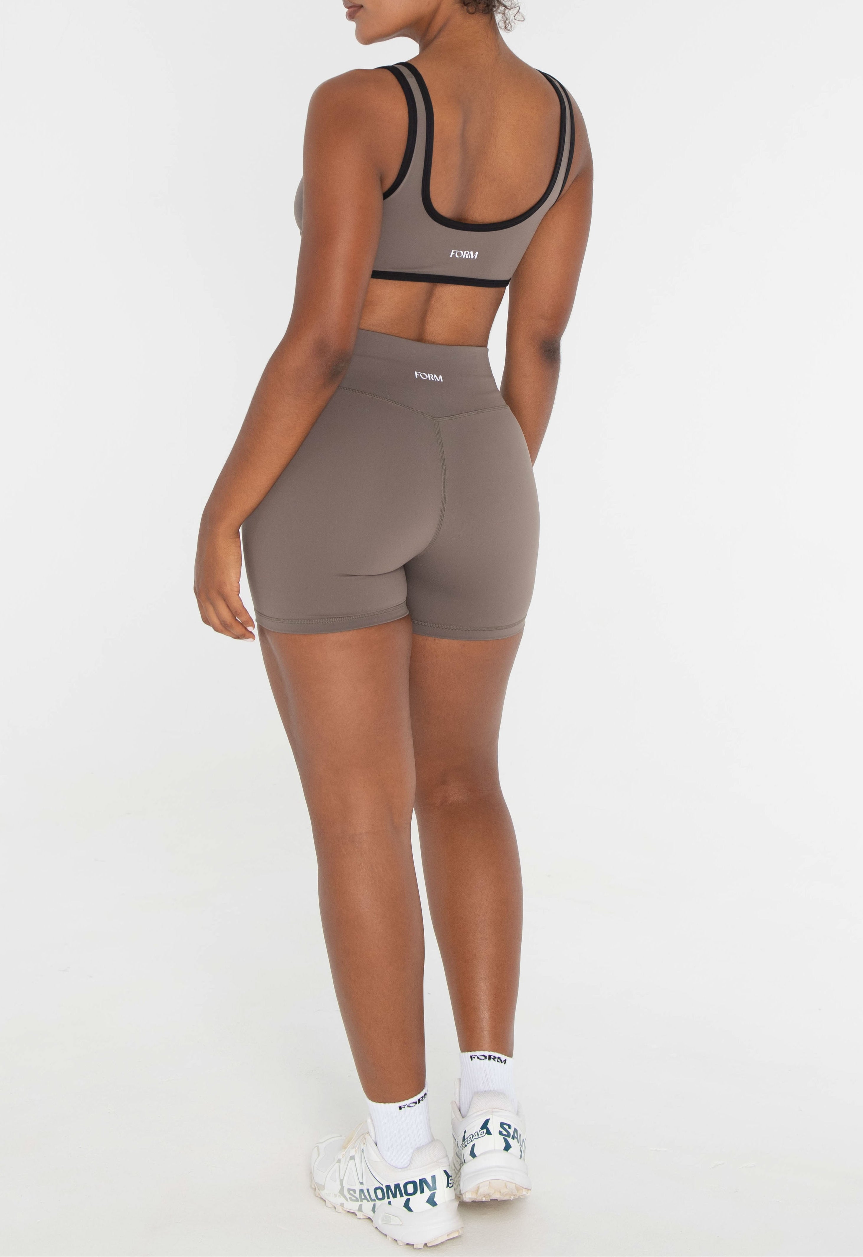 Form Active V Scoop Bra