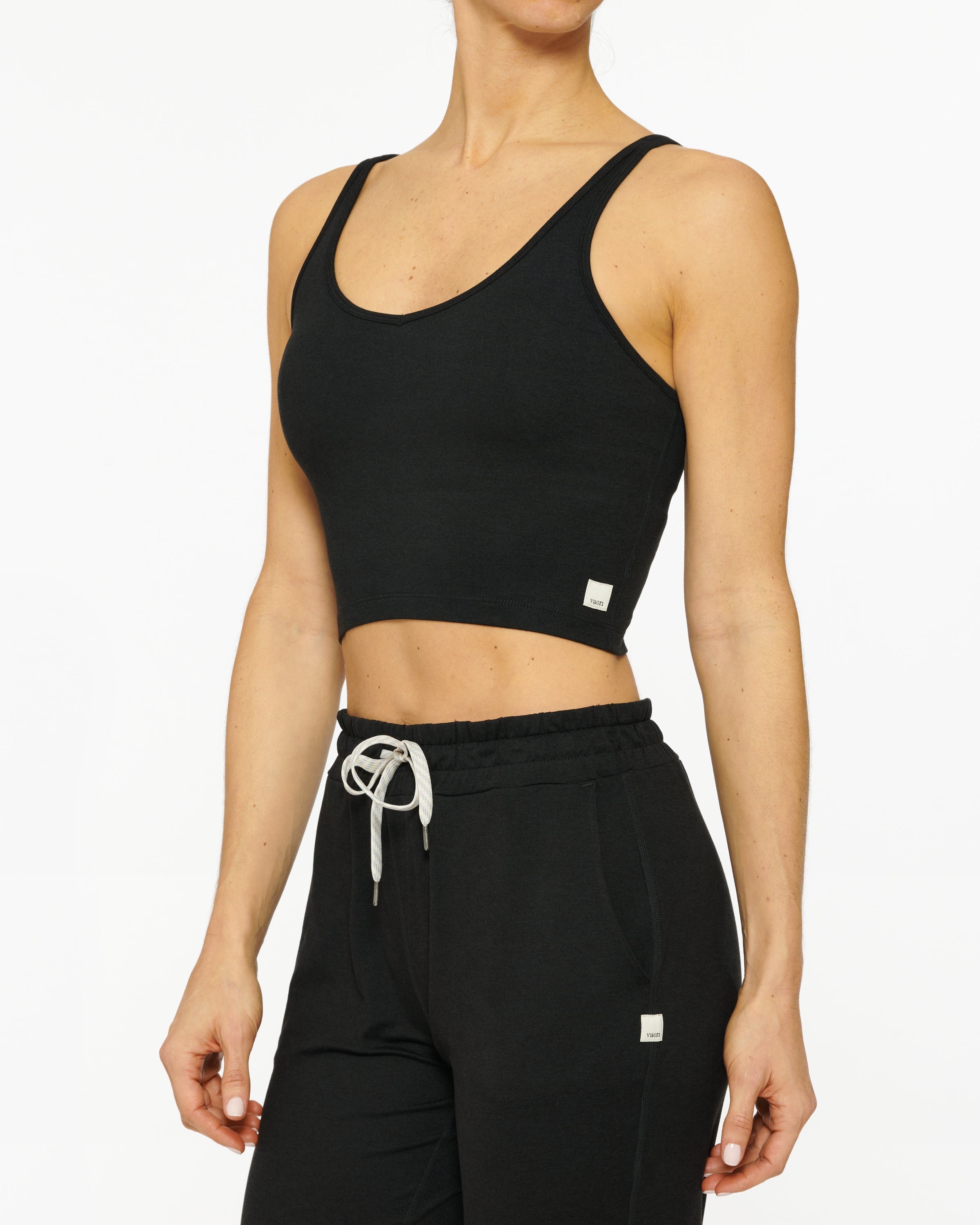 VUORI HALO PERFORMANCE CROP TOP