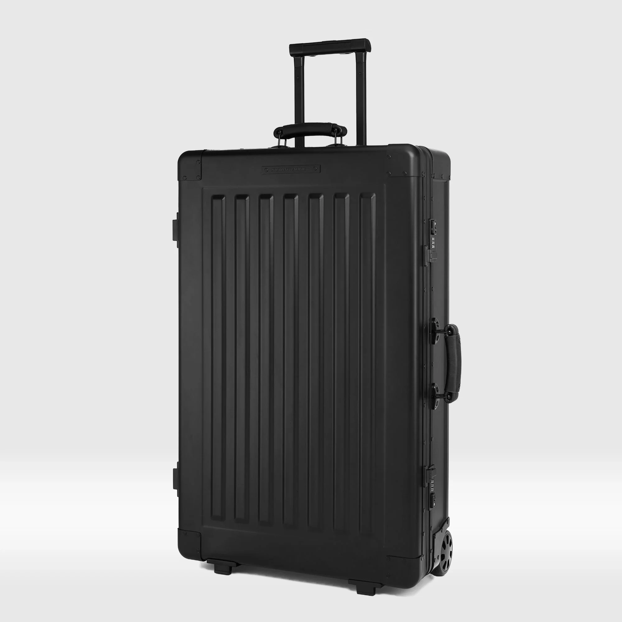 80L Check-In Travel Case