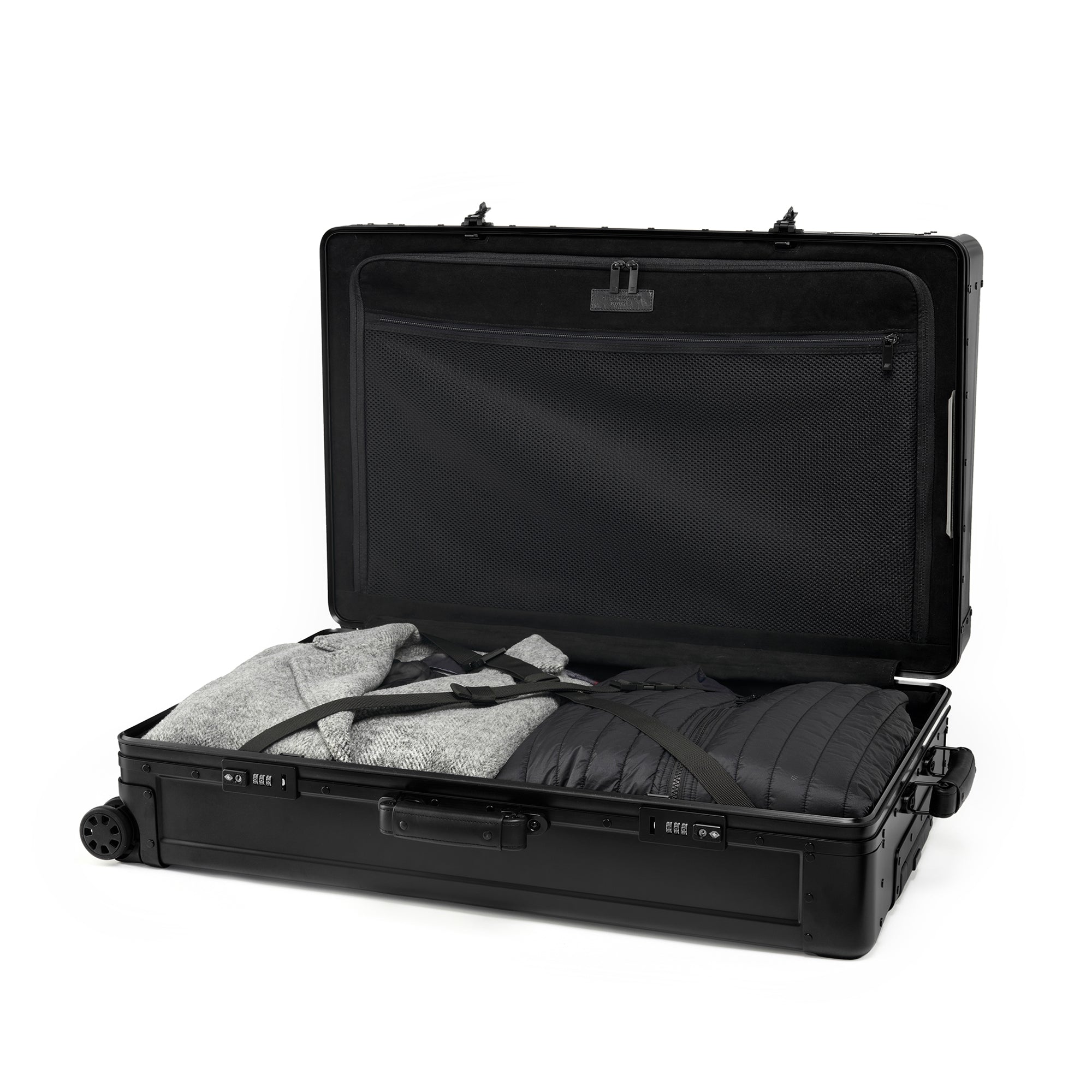 Sterling Pacific 90L Check-In Travel Case