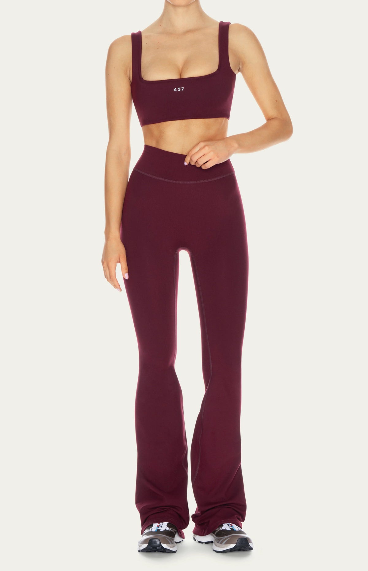 437 The Square Bra
