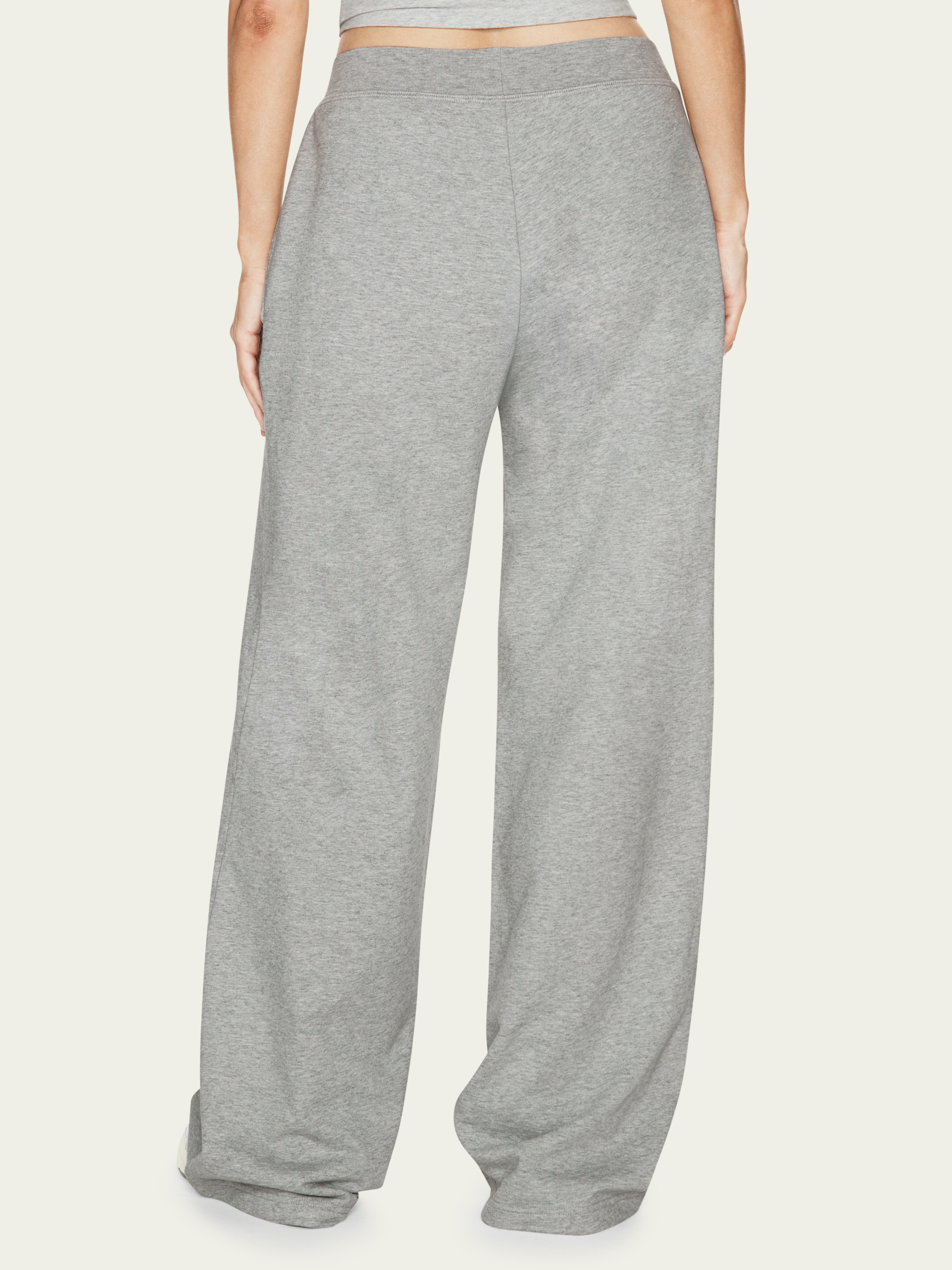 437 The Off Duty Pant