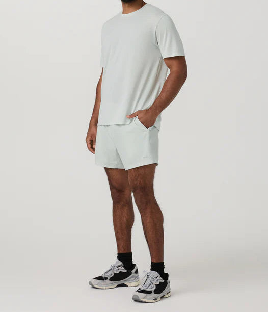 Vuori Kore Breathe Short 7" - Lined