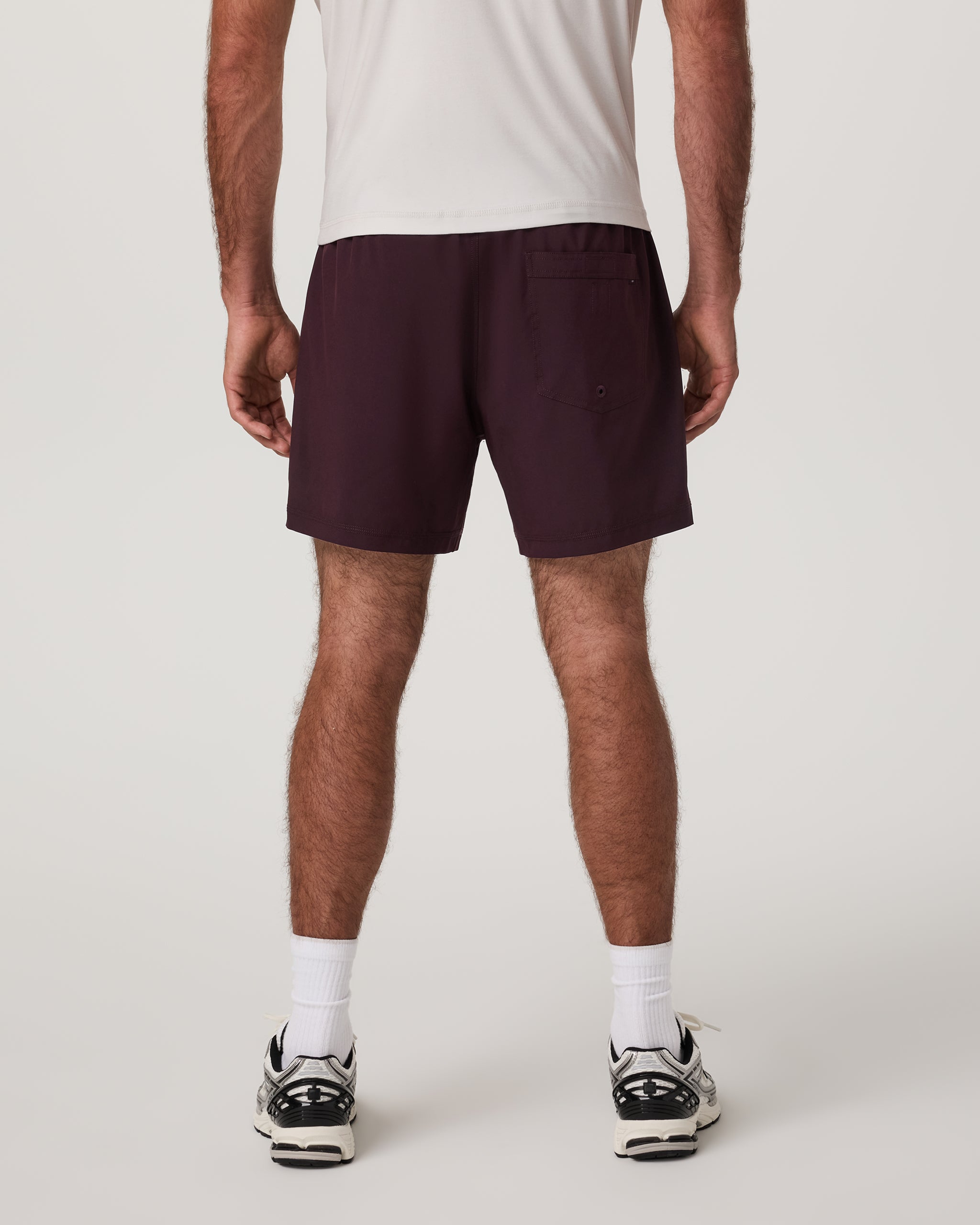 Vuori Kore Short Lined 5"- Lined