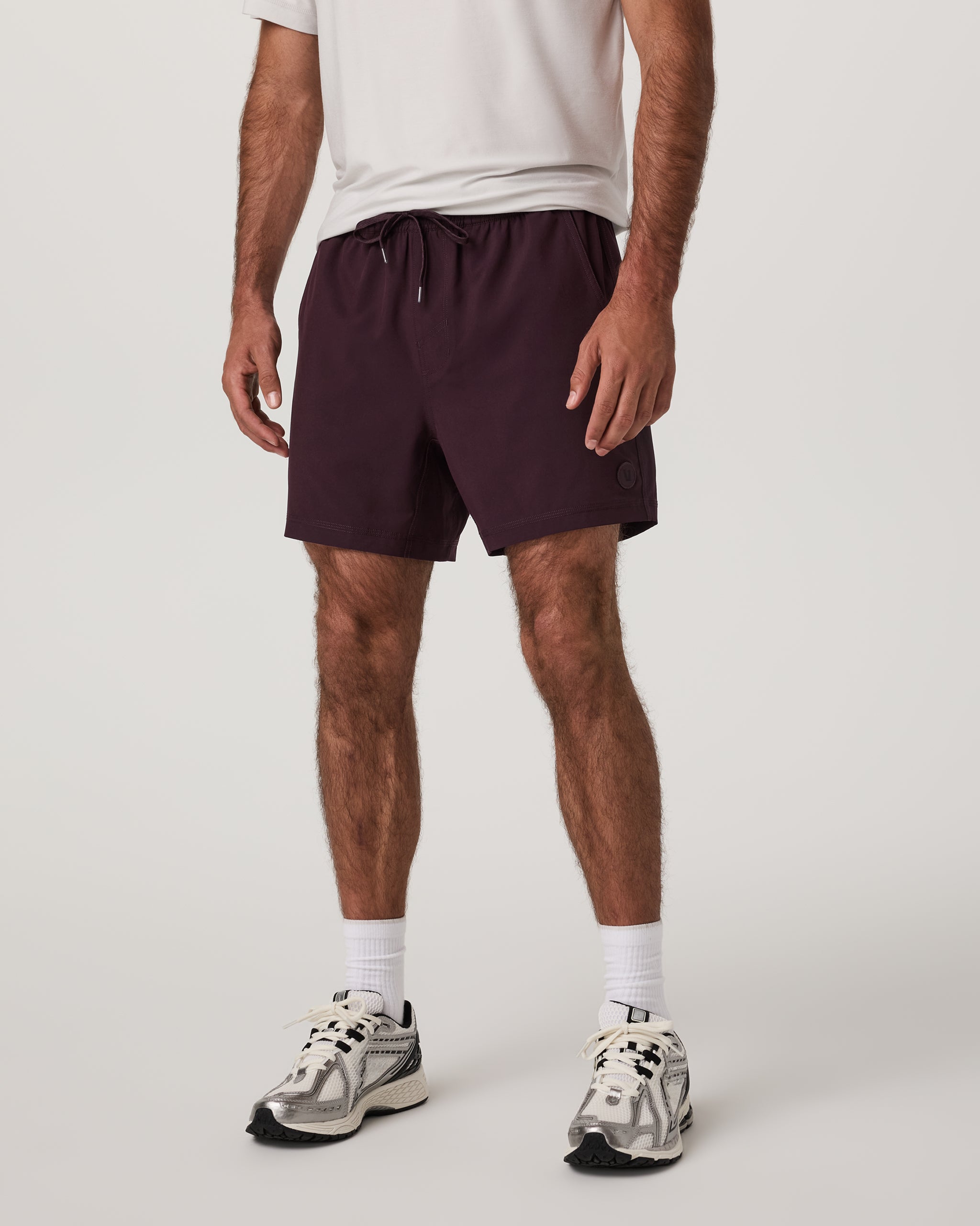 Vuori Kore Short Lined 5"- Lined