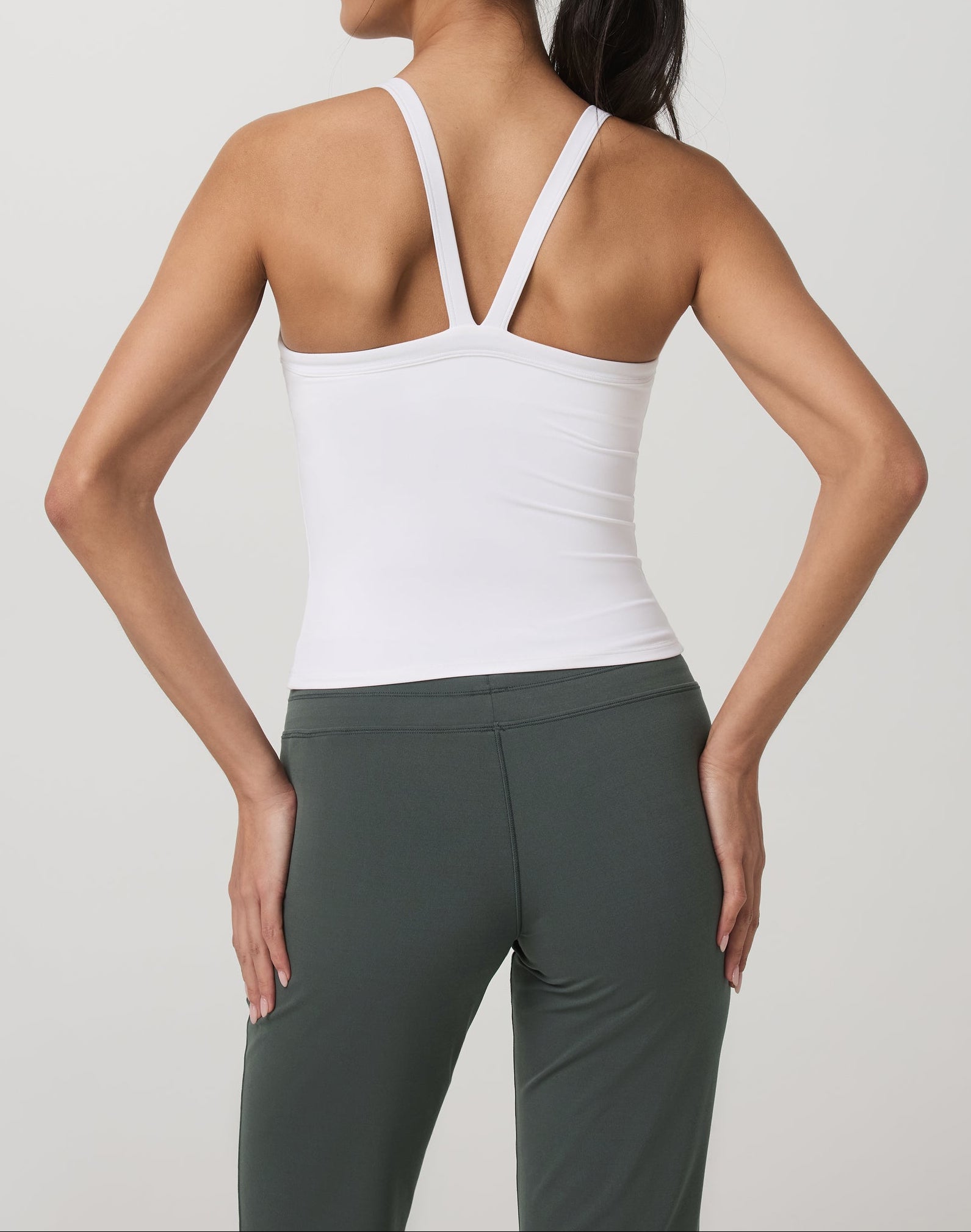 Vuori Alltheform V Neck Tank