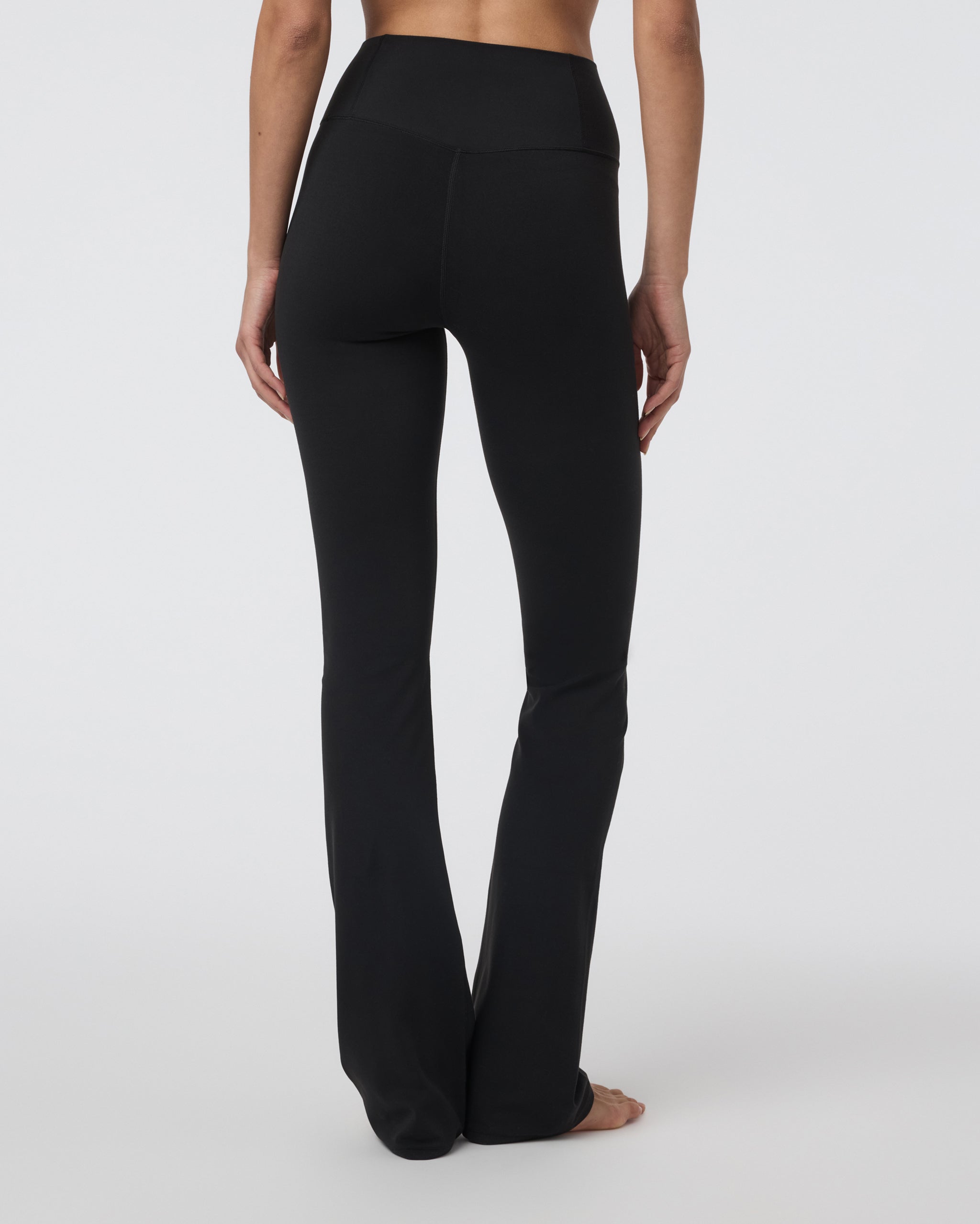 Vuori Allthefeels Slim Flare Leggings