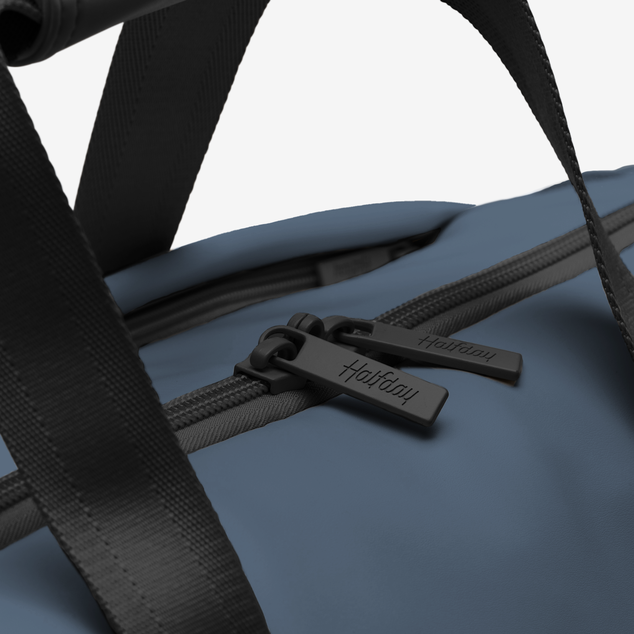 Halfday Travel The Premium Garment Duffel 45L